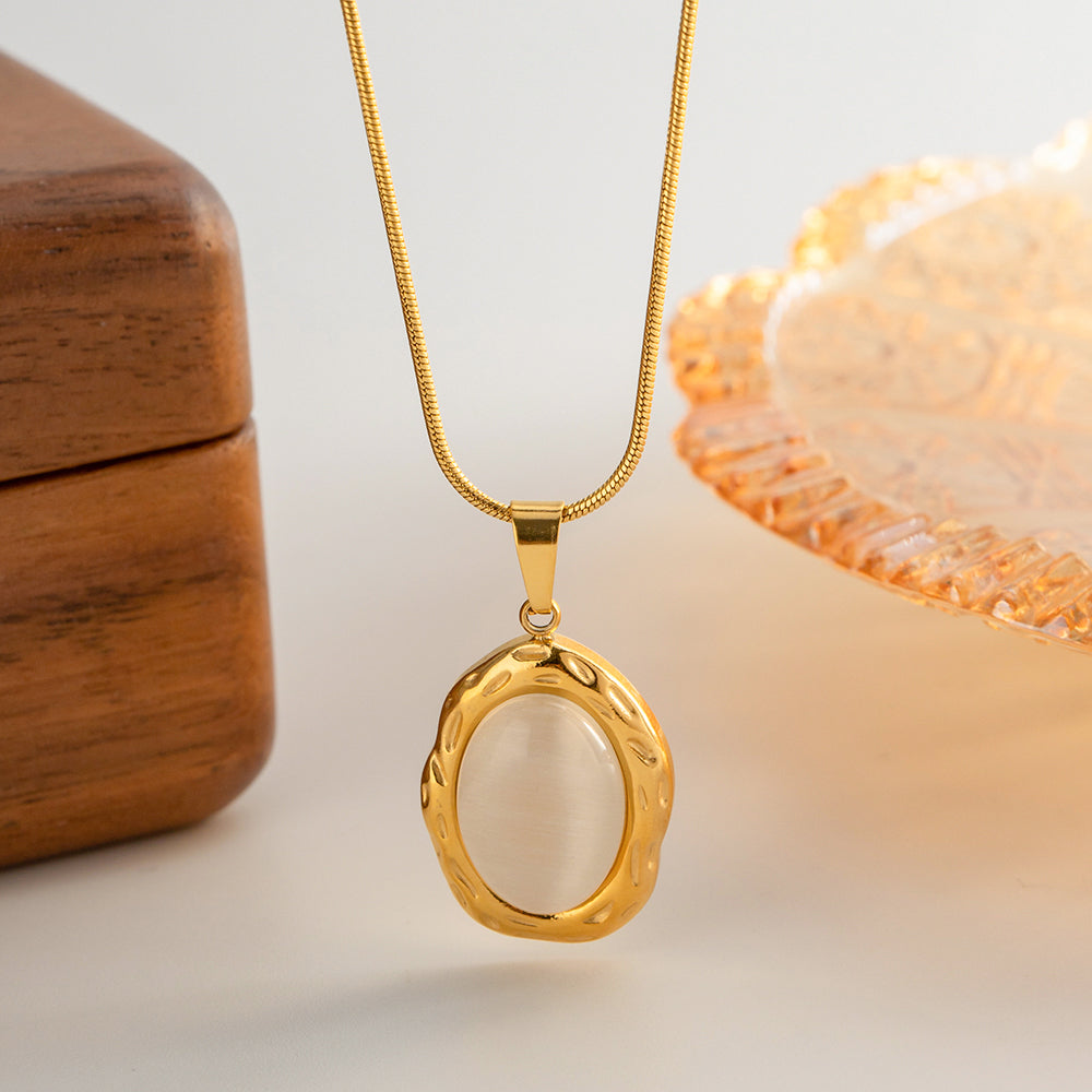 Oval Moonstone Necklace