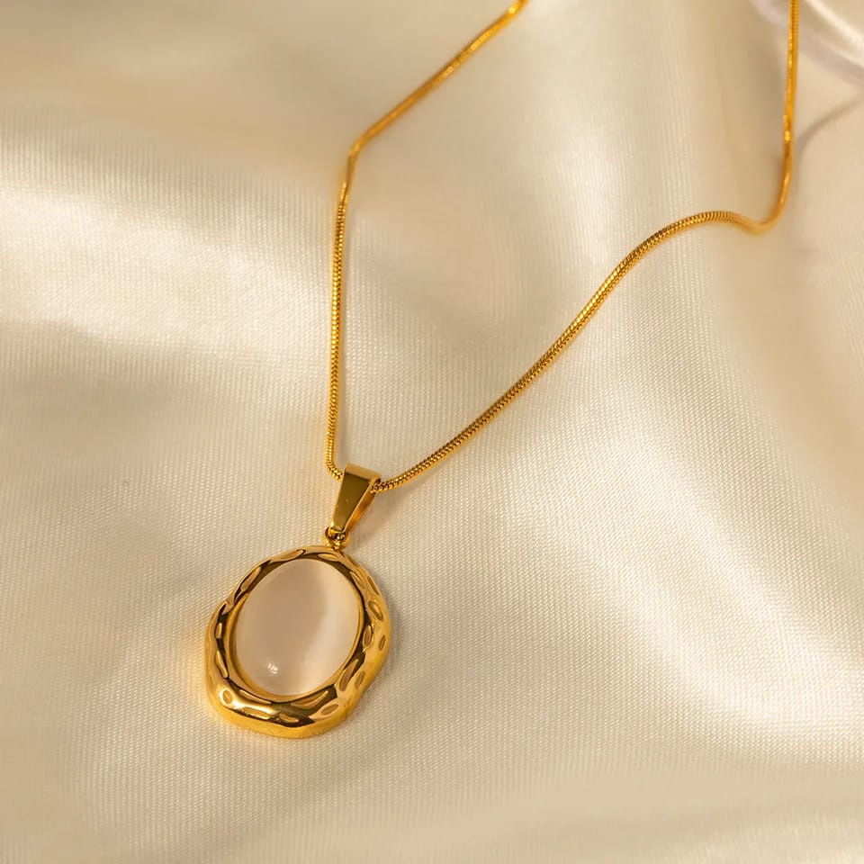 Oval Moonstone Necklace