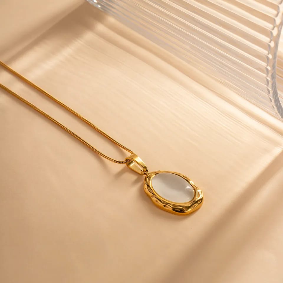 Oval Moonstone Necklace